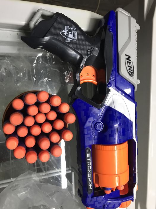 Продам игрушки для мальчиков