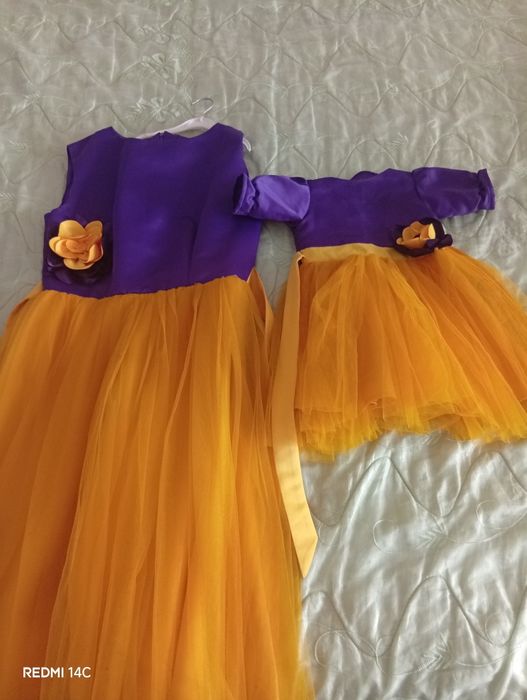 Продам платье мама и дочь.