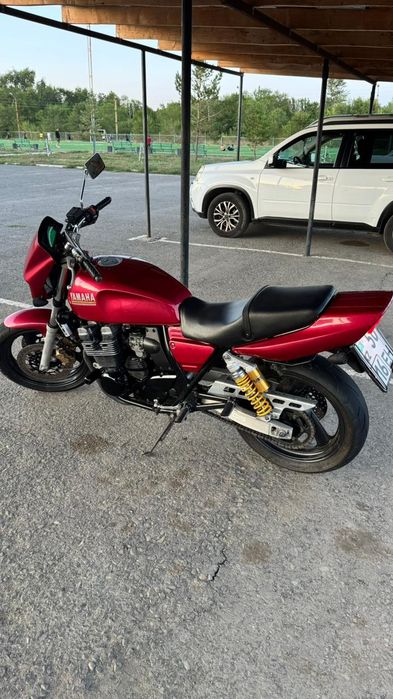 Продам мотоцикл yamaha xjr400