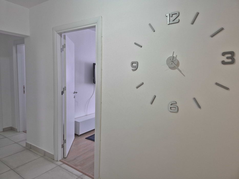 Proprietar inchiriez apartament 2 camere Rahova, stradal, cu vedere la linia lui 32 pe Calea Rahovei