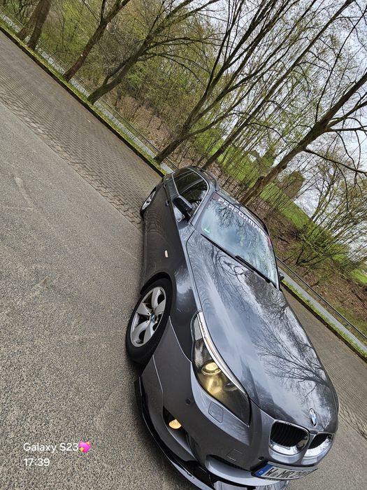 BMW e61 525i aproape ful și întreținut
