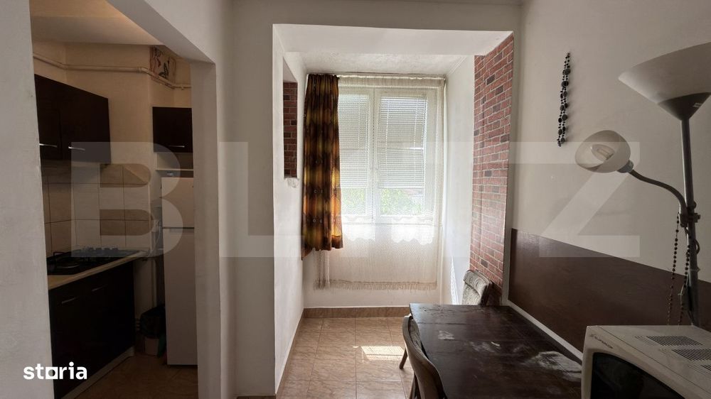 Garsoniera – strada Ostrovului nr. 17, etaj 4