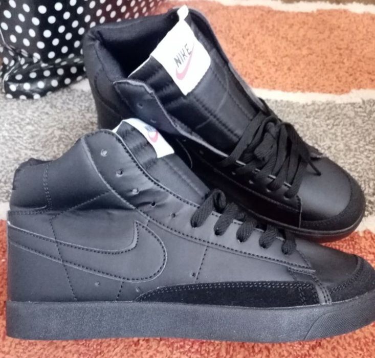 Кроссовки весна-осень