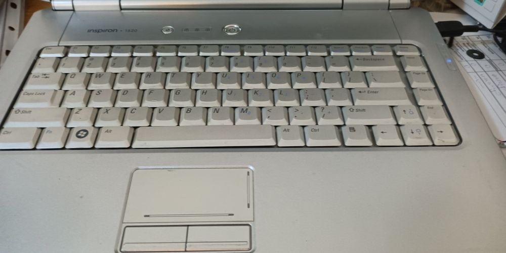 Dell Inspiron 1520 / 4GB RAM / NVIDIA / Linux Mint