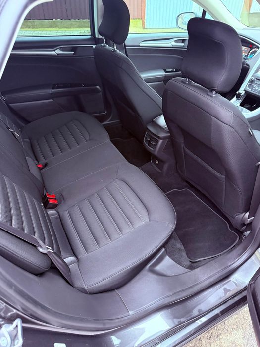 Ford Mo deo Mk5 - 93.000 km - 2017 - 1.5 benzina 160cp - 1 proprietar