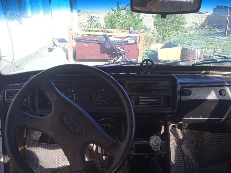 Жигули 07 срочна сотилади