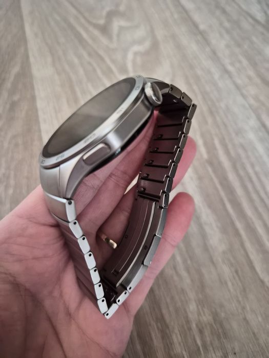 Часовник Huawei watch gt 4 titan