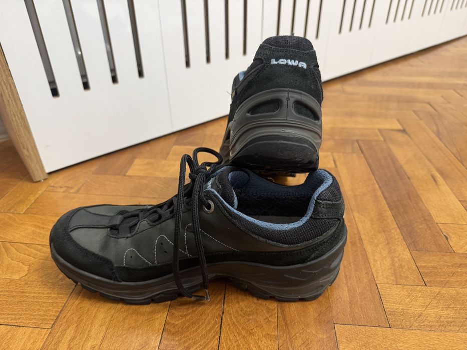 Планински обувки - Lowa