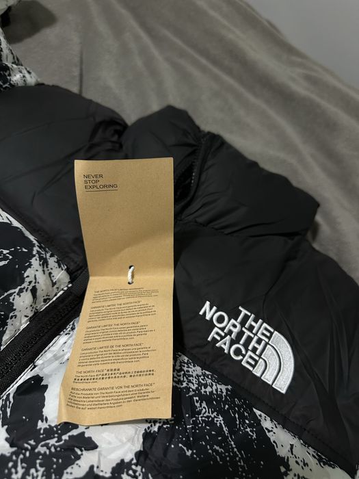 ——REDUCERE—— Geaca The North Face Marime M,L