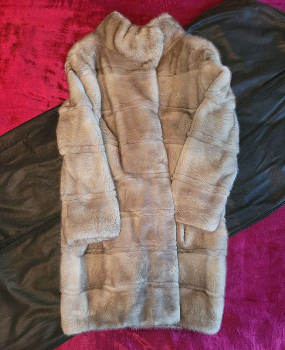 Срочно! Продается норковая шуба, в отличном состоянии