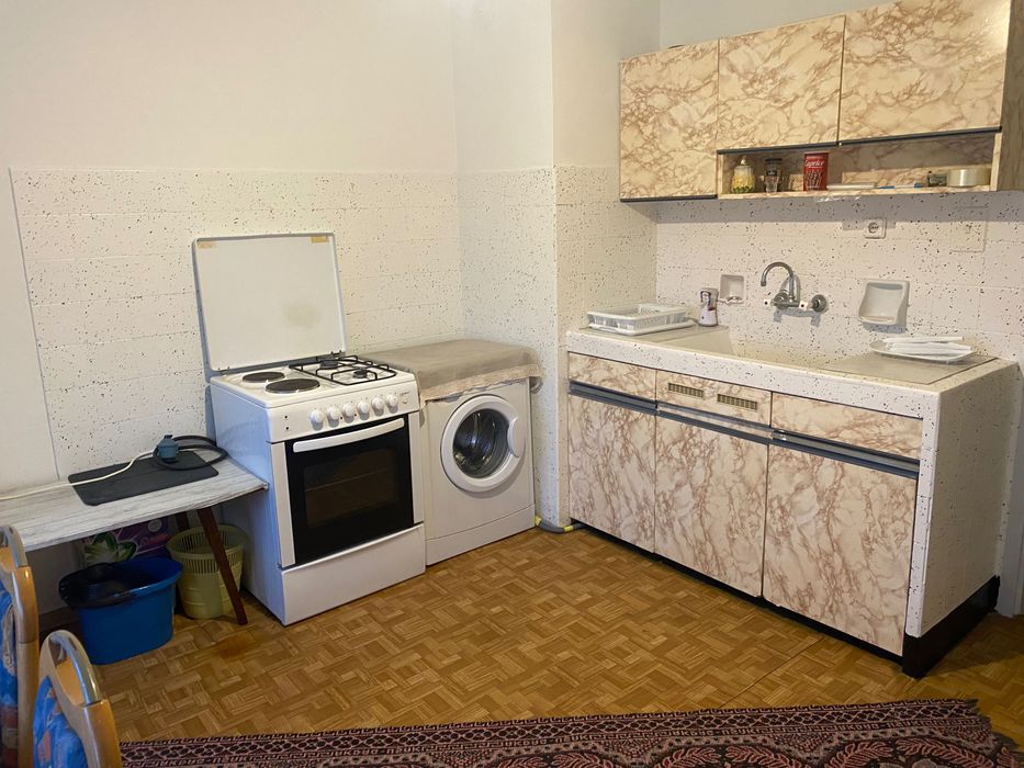 Дава се под наем Двустаен апартамент в Кърджали, Веселчане - 97 кв.м за 199.41 € - Снимка #2