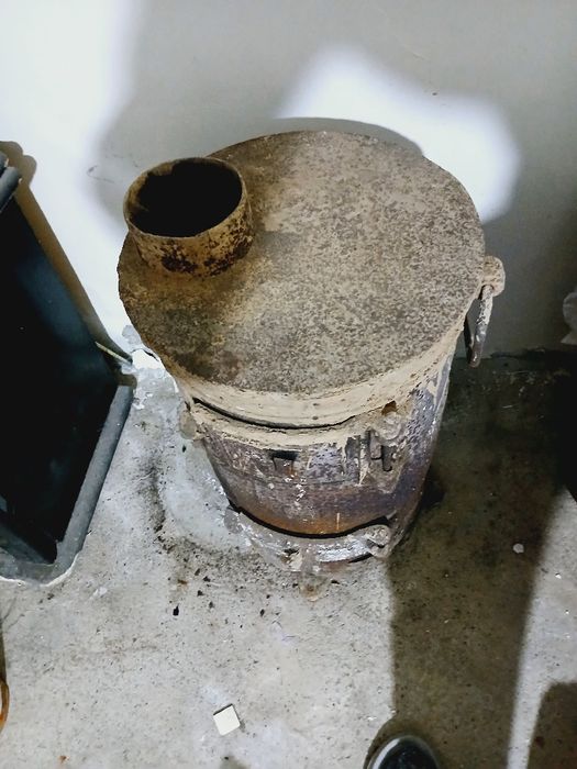 Чугунная печка буржуйка