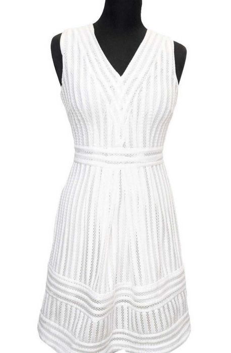 Летнее белое вечерное платье