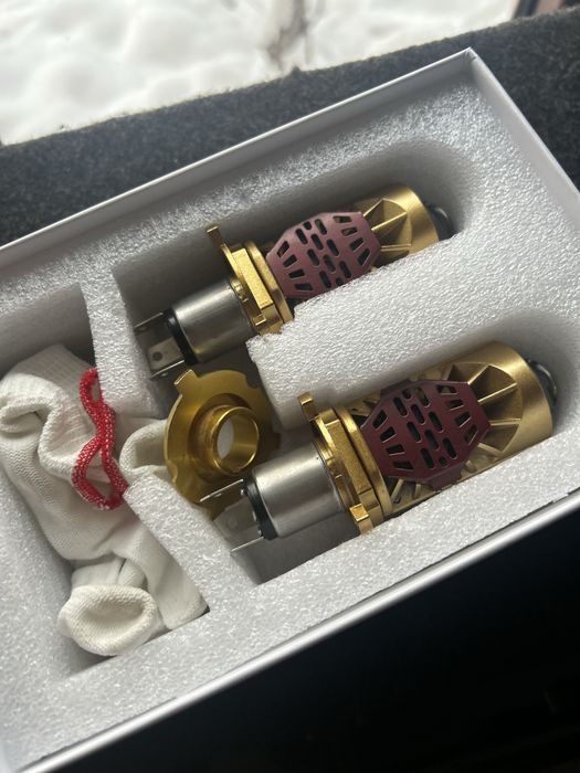 Продам лед лампы       .