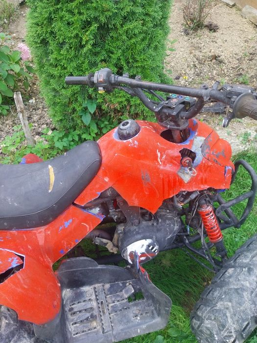 Vând atv unilli 100cc 2T