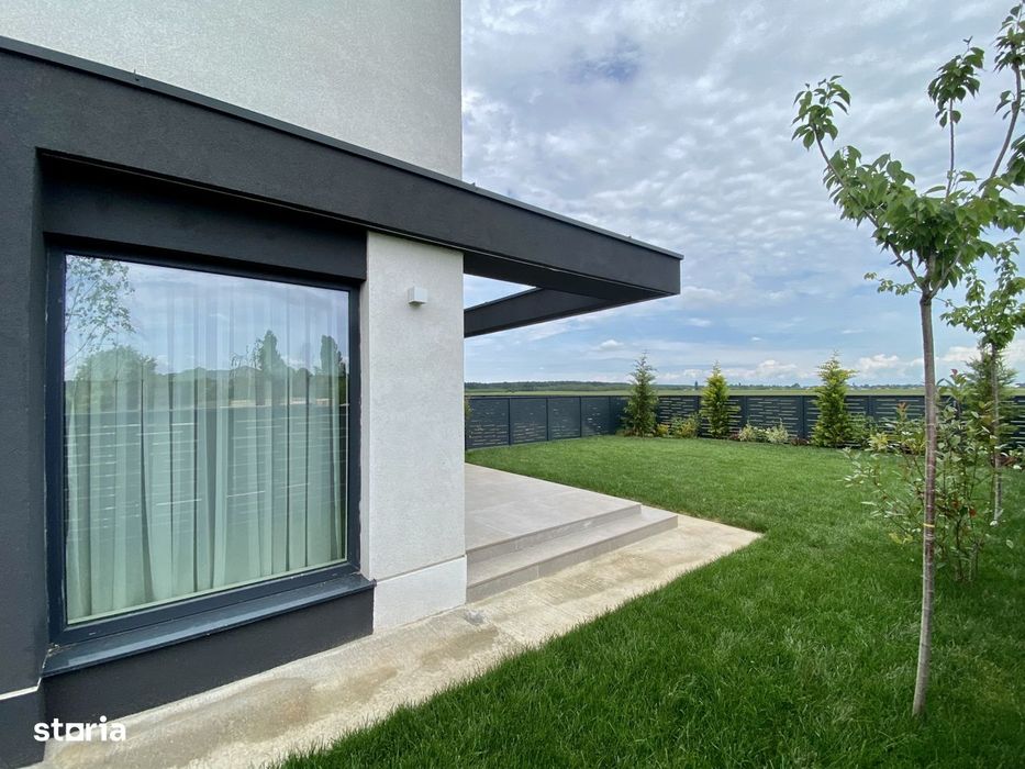 Vila noua cu bucatarie, cartier premium, padure, lac, centru Corbeanca