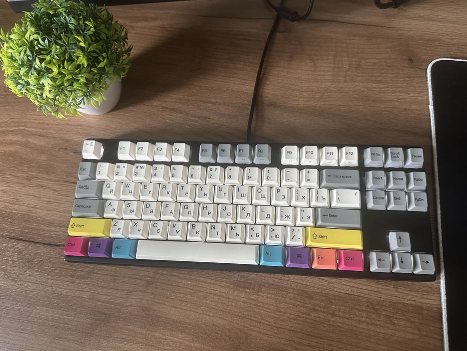 Varmilo MA87M V2 CMYK, EC Sakura V2