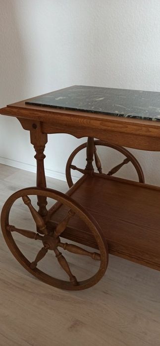 Дървена ретро количка,маса с керамичен плот