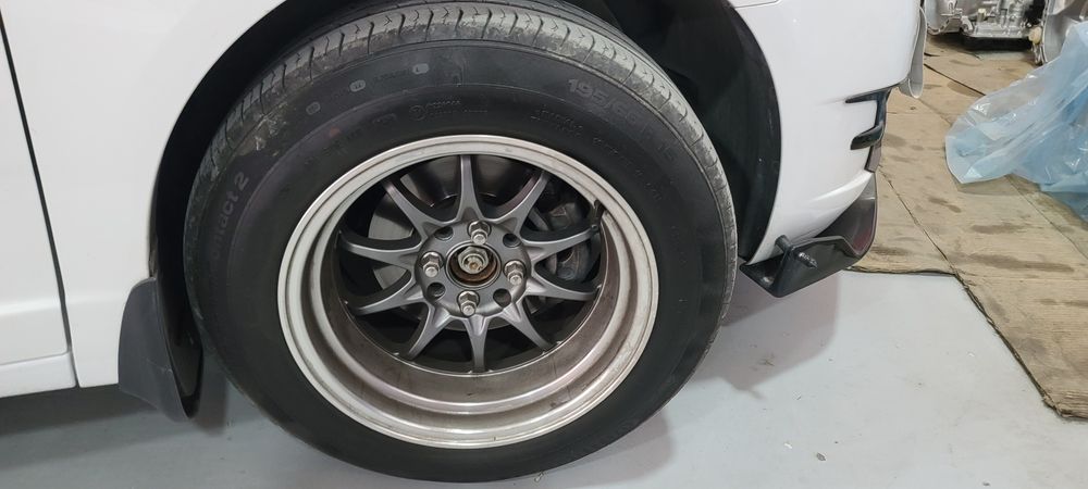 Продам диски R15 с резиной