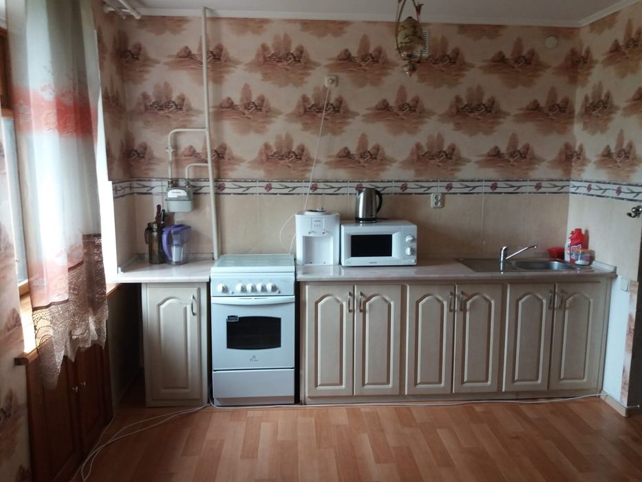 3 ком Командированным, Центр, Обл Акимат, 200+