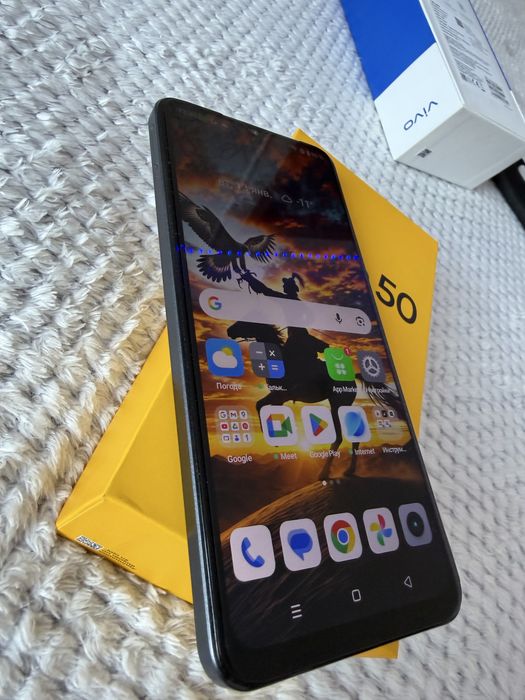 Продам 2 телефона по 35к