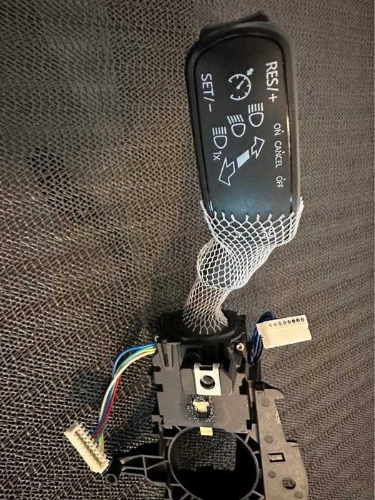 Manete Cruise Control Tempo mat Coloana de Direcție (Steering Column Switch Group)5Q0953513T
