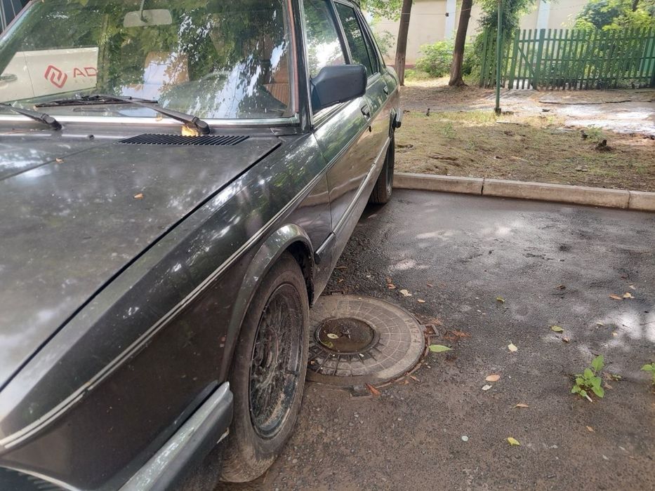 BMW E28 528i (Баварская версия)