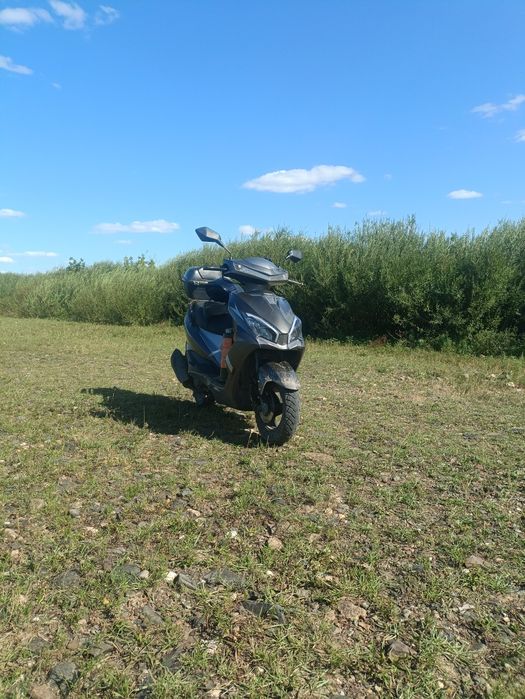 Продам скутер 150сс