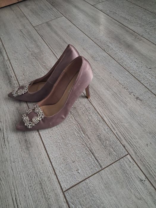 Туфли атлас 36 размер