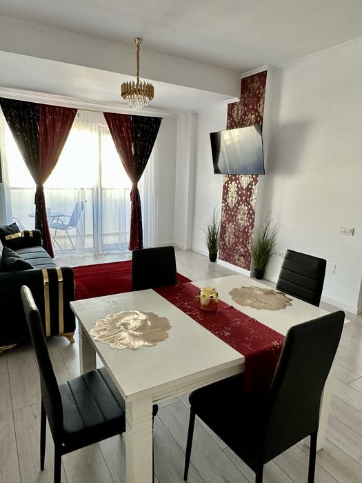 Inchiriez apartament strada Eroilor Floresti
