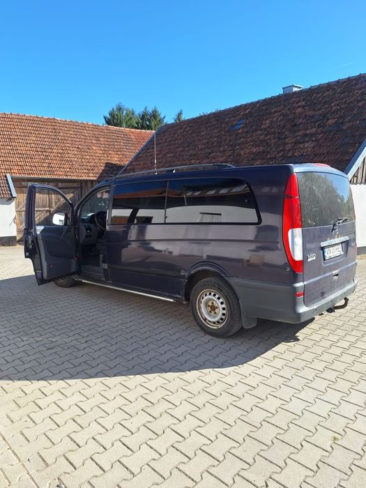Vând Mercedes vito