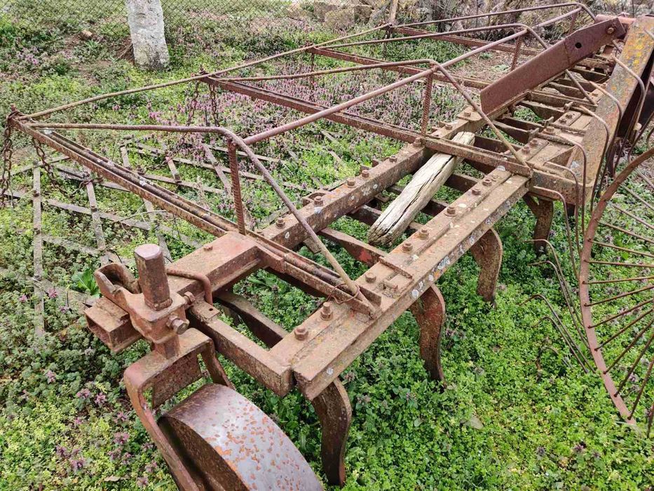 Продавам Болгар ТК80 и ЮМЗ