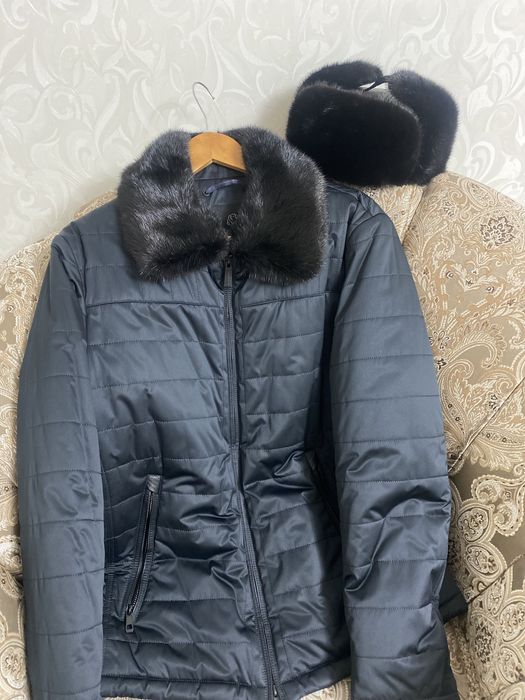 Продам пуховик натуральный мех