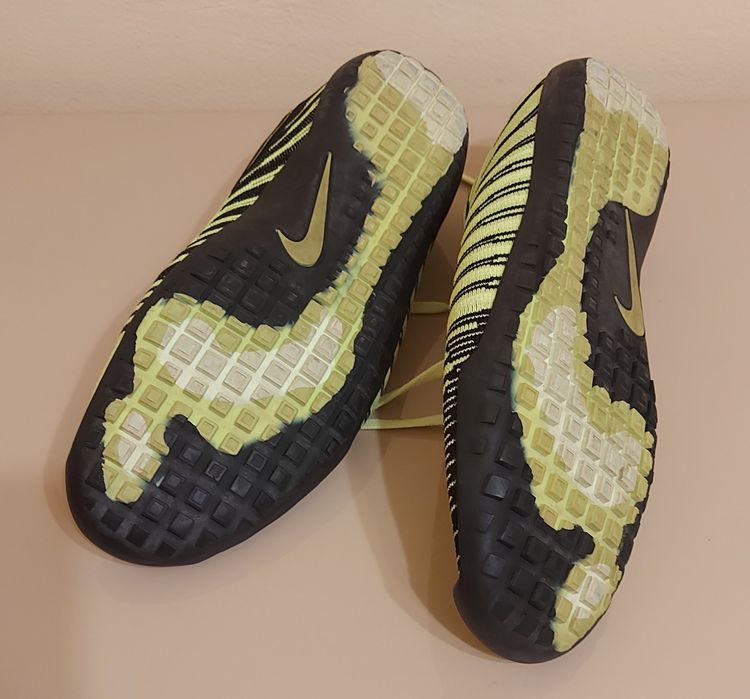 Adidasi Nike panza, marimea 43, alergare, foarte usori