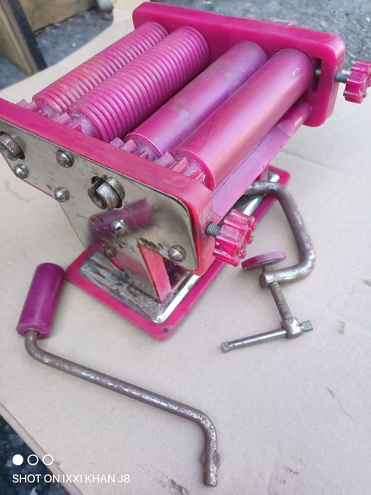 Лапширезка советская.