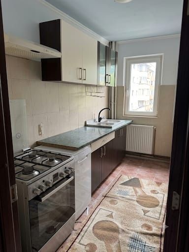Apartament 2 camere semidecomandat