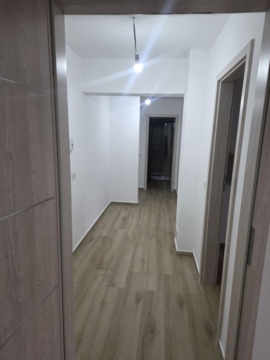 AP 2cam 2bai 61m.p, incalz pardoseala, tripan ,stradal Sos Giurgiului