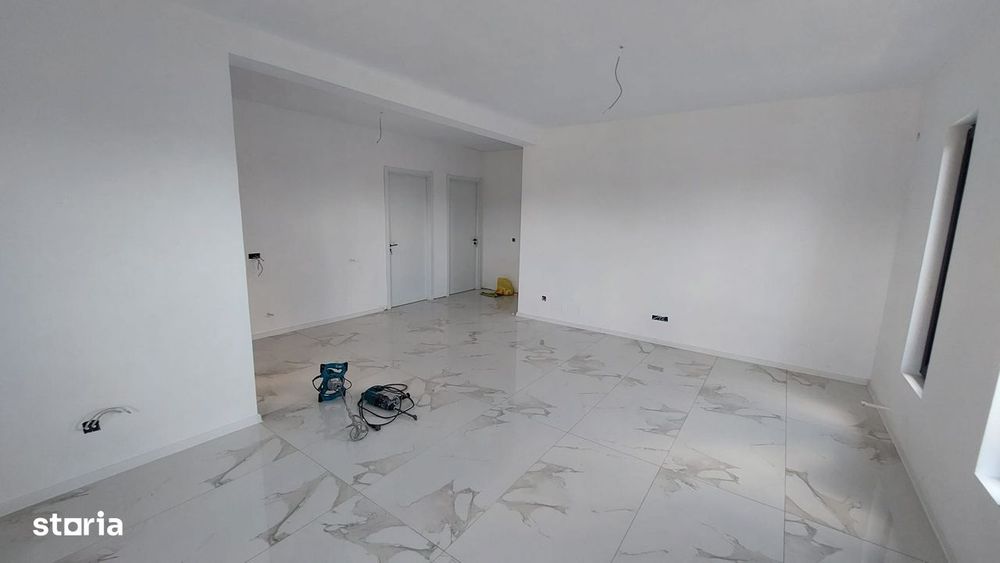 Casa parter 4 camere , Central Pantelimon, Rascoalei, asfalt