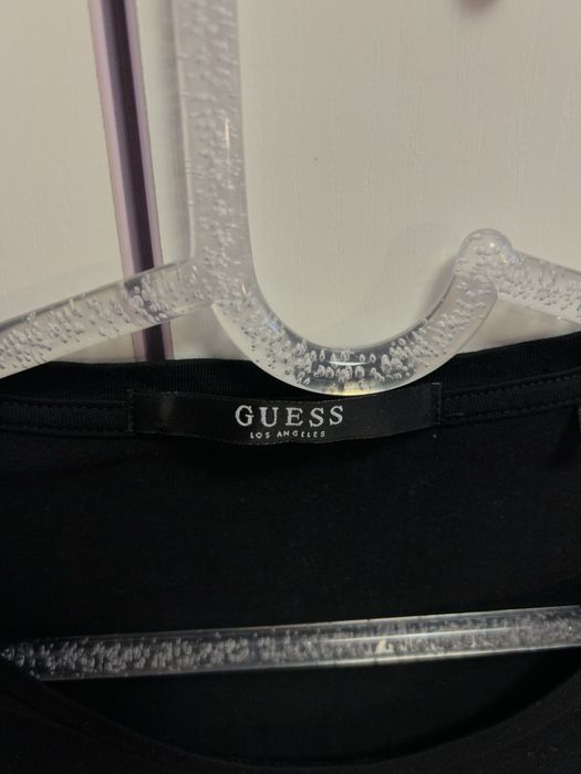 Стилна блуза на Guess с дълъг ръкав