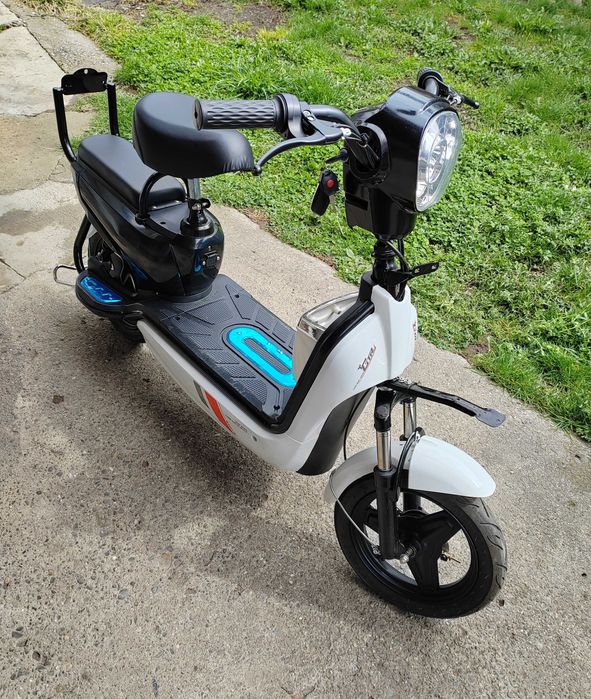 Scuter electric ca nou