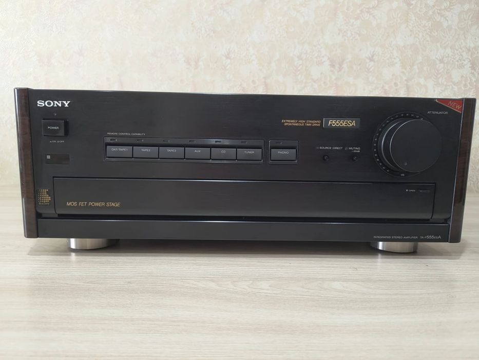 Усилитель SONY TA-F 555 ESA