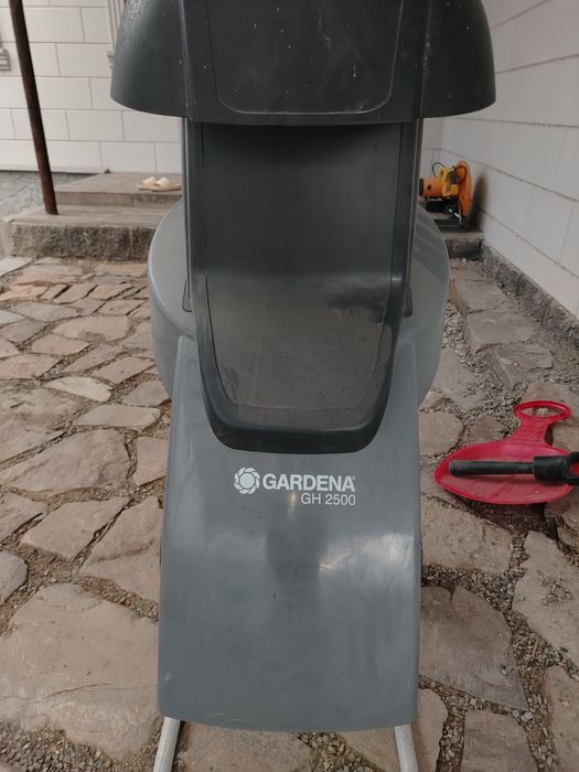 Измельчитель веток Gardena GH 2500