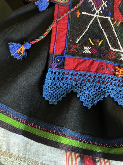 Авторска народна носия едвнична бройка