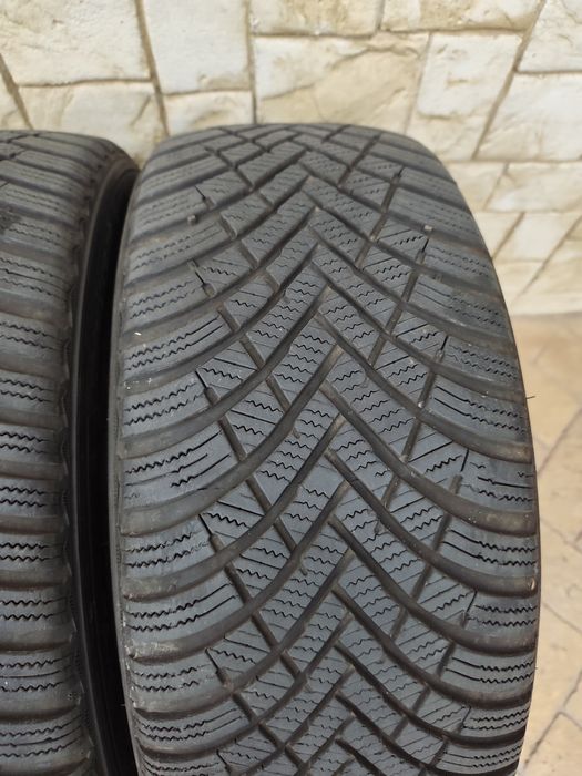 Зимни гуми Hankook 225/45/17dot 25   2254517
