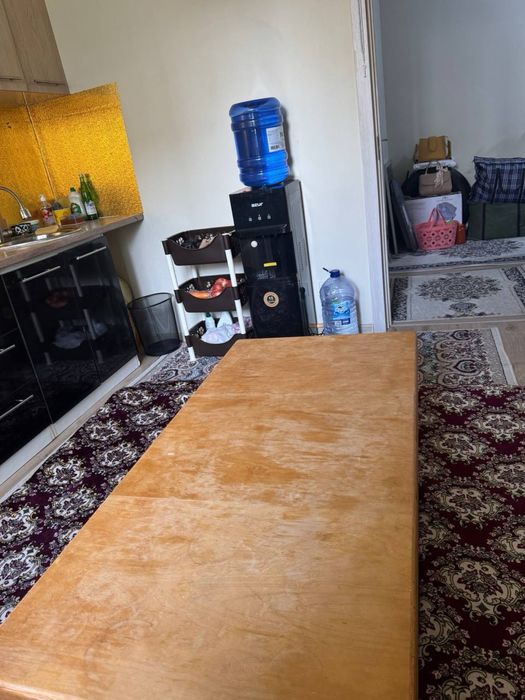 Sergeli choshtepa 1 xona srochna sotiladi