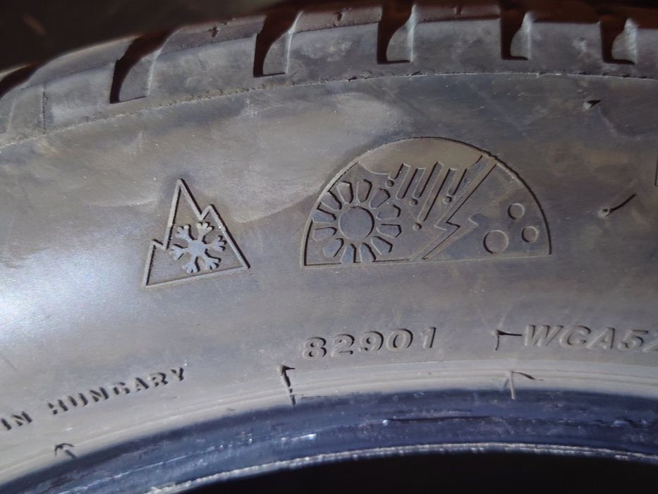 4 Гуми BRIDGESTONE Weather Control 215/50 R19