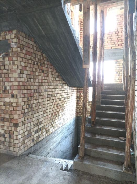 Продажа дома ( коробка ). Парвоз махалла. Уч кахрамон.