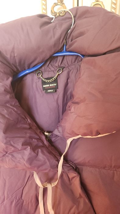 Продам очень тёплый пуховик,