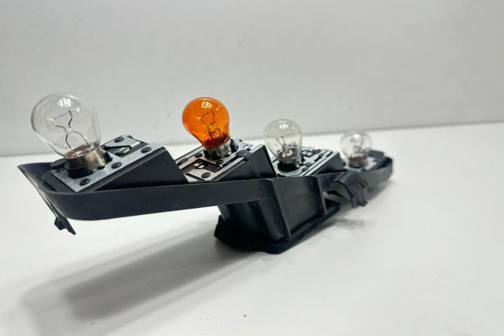 Soclu stanga dreapta 15911900 Renault Grand Scenic a 2-a generatie