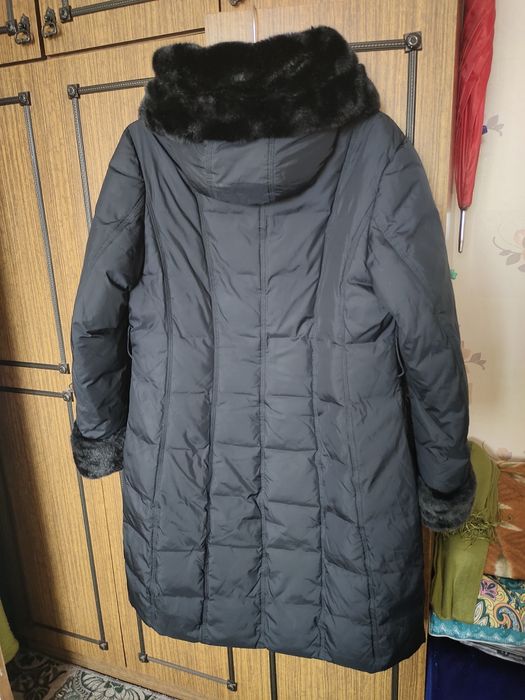 Продам зимнее пальто